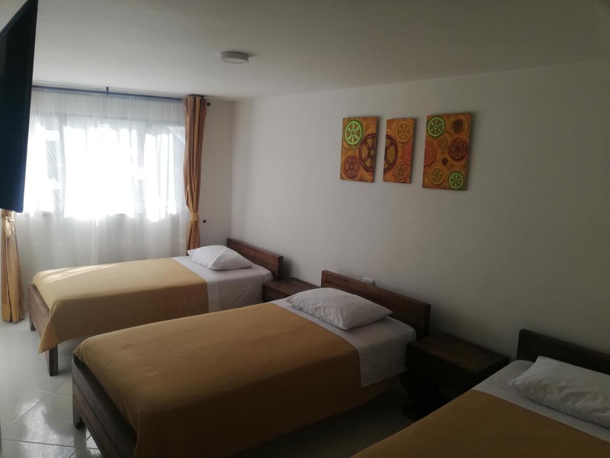 Hotel La Rueda Sr Barbosa  Kültér fotó